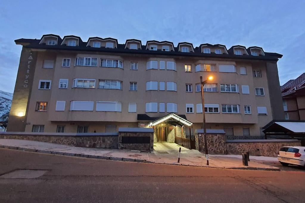Acogedor Apartamento En Sierra Nevada Con Piscina Acceso Directo A Silla Exteriér fotografie